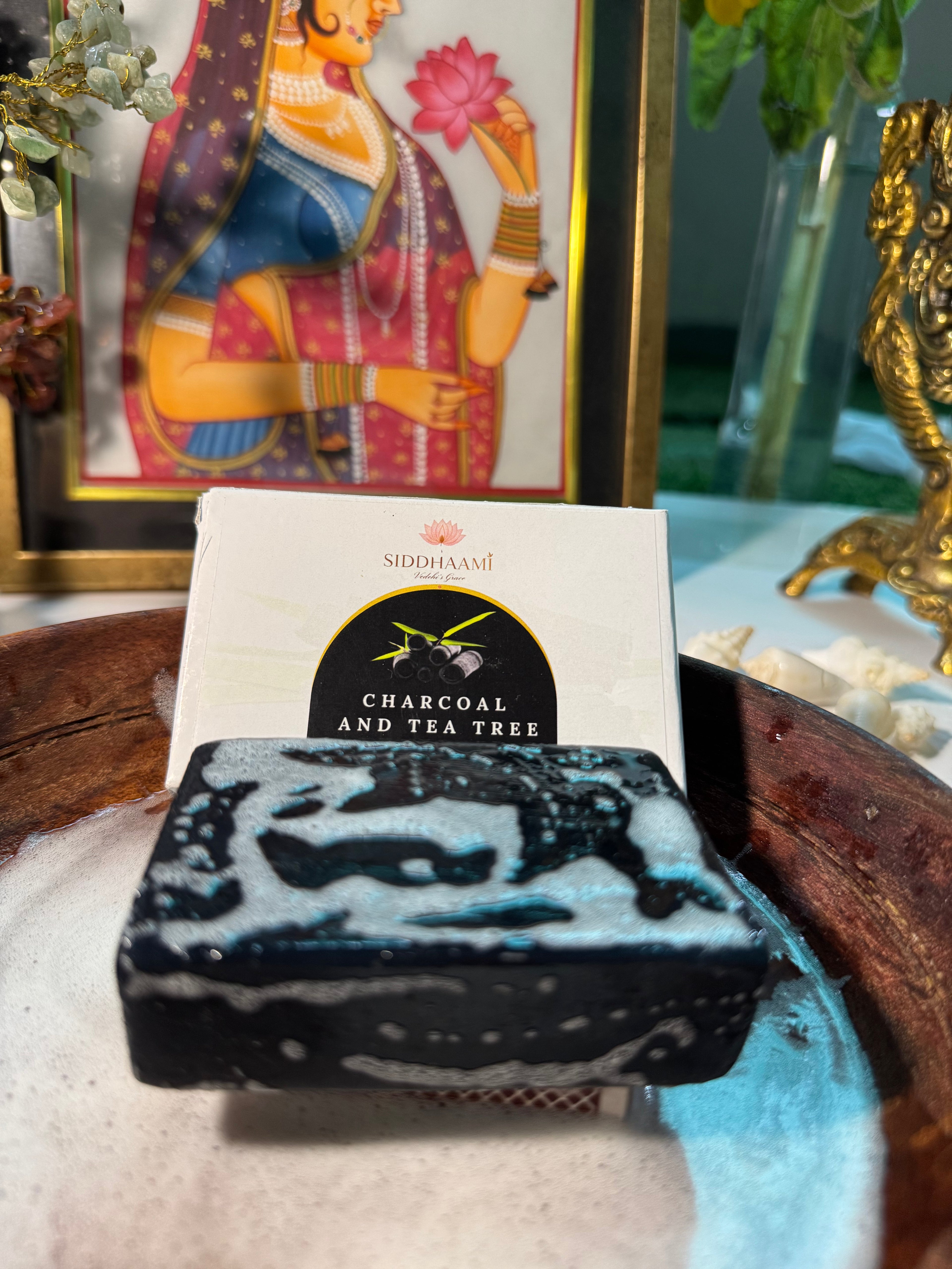 CHARCOAL & TEA TREE SOAP
